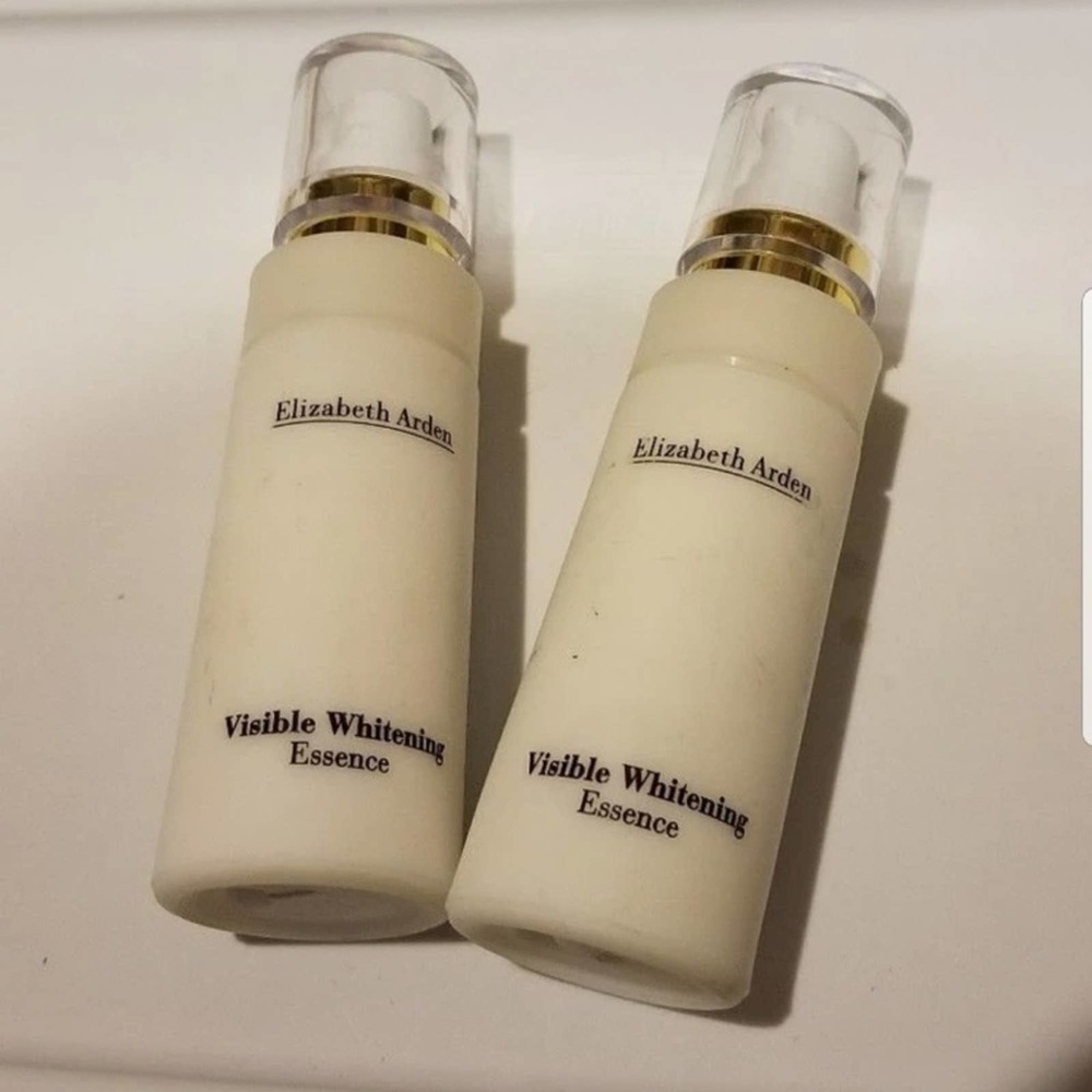 LOT of 2 Elizabeth Arden Visible Whitening Essence